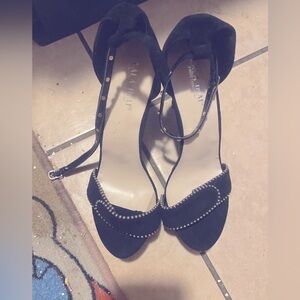 Black heels size 9.5